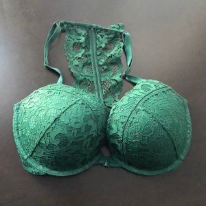 Victoria’s Secret bra! 💚